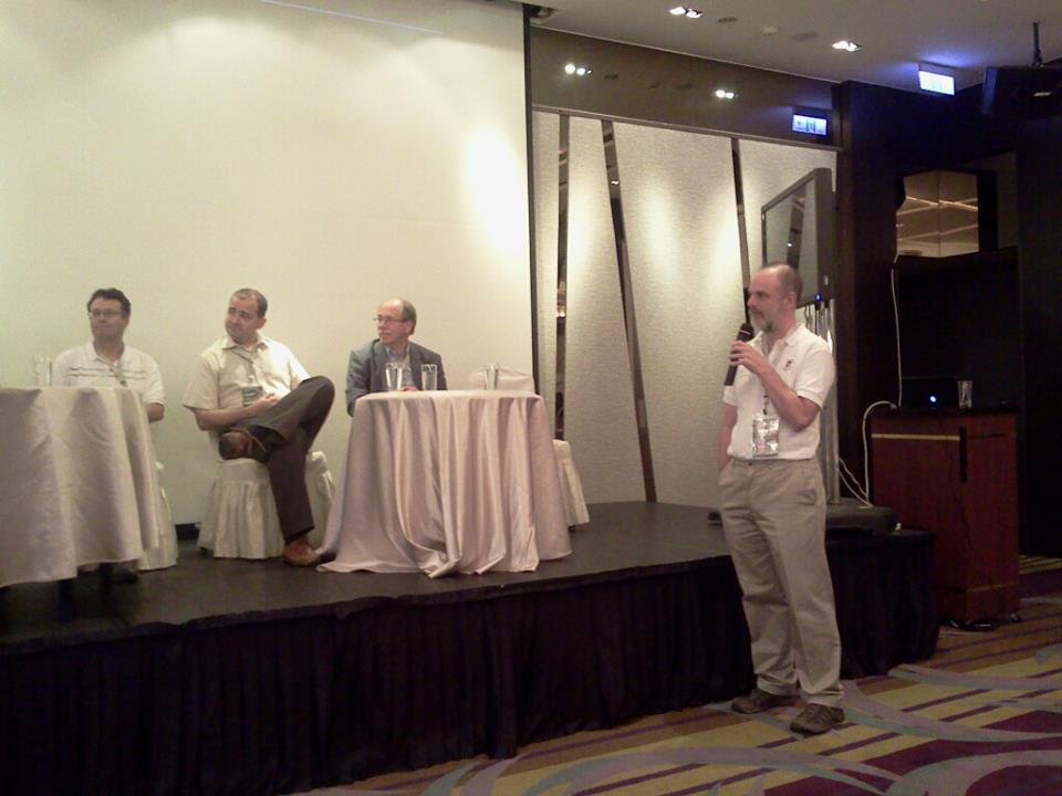 Thomas Jennewein, Valerio Scarani, Gerard 't Hooft and Rod Van Meter at Quantum Horizons, Taipei, 2012